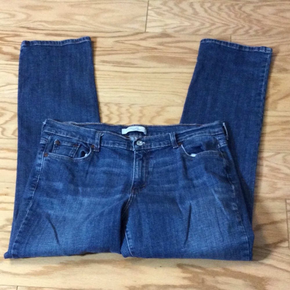 14 Levi’s Straight Leg 505 Blue Jeans